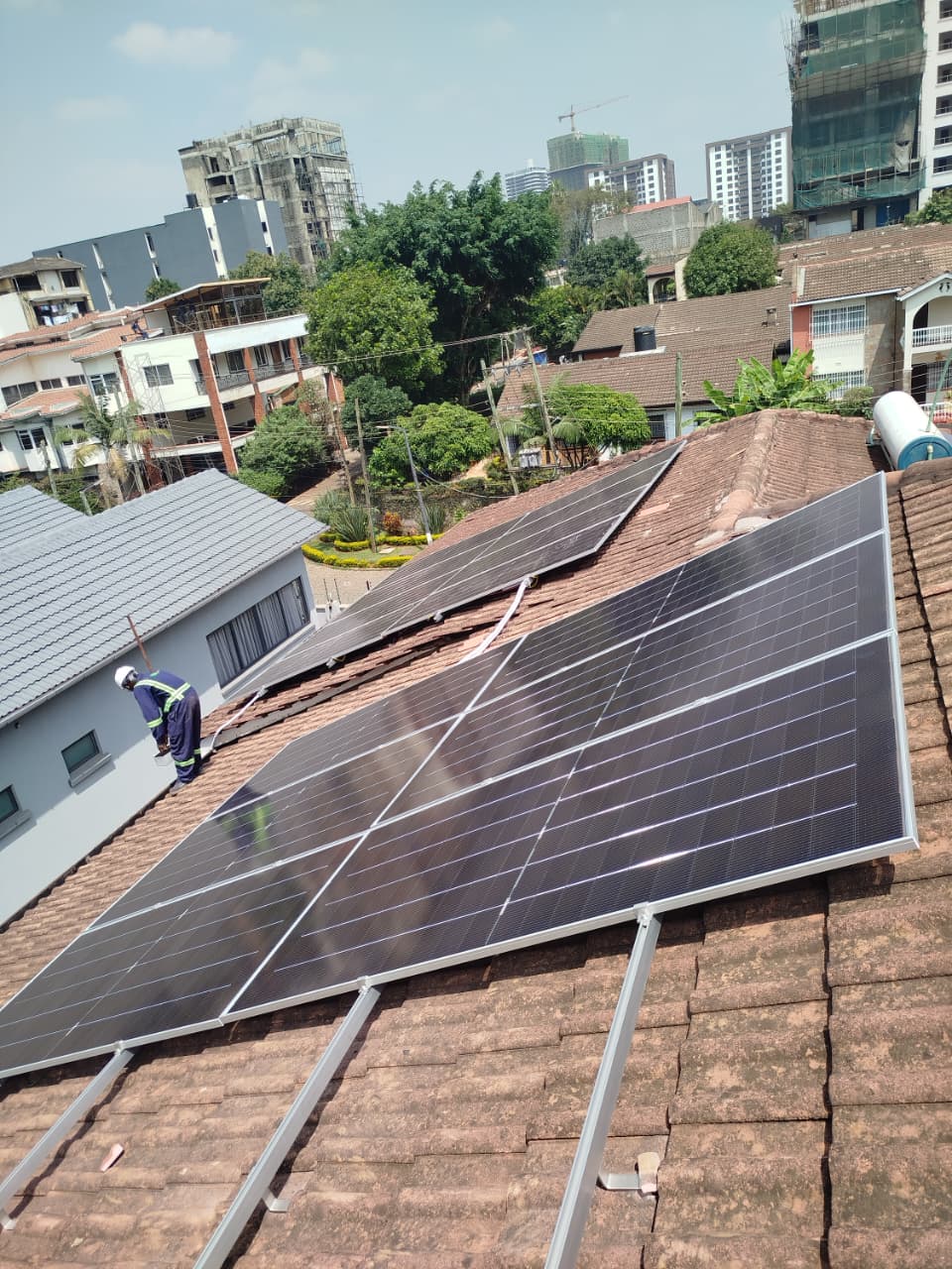 16.12 kWh battery bank and hybrid inverter installation at Mr. Parash Residence